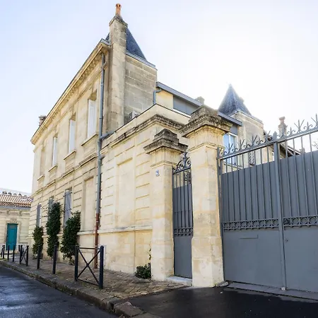 La Halte Montaigne Bed & Breakfast