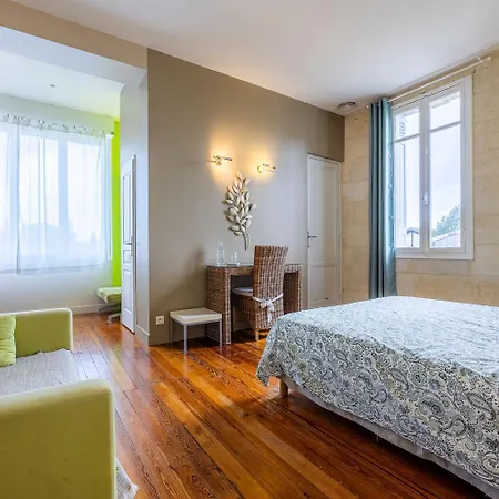 La Halte Montaigne 3*