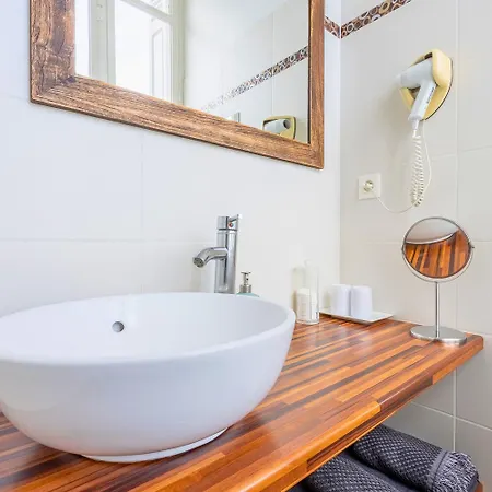 Bed & Breakfast La Halte Montaigne