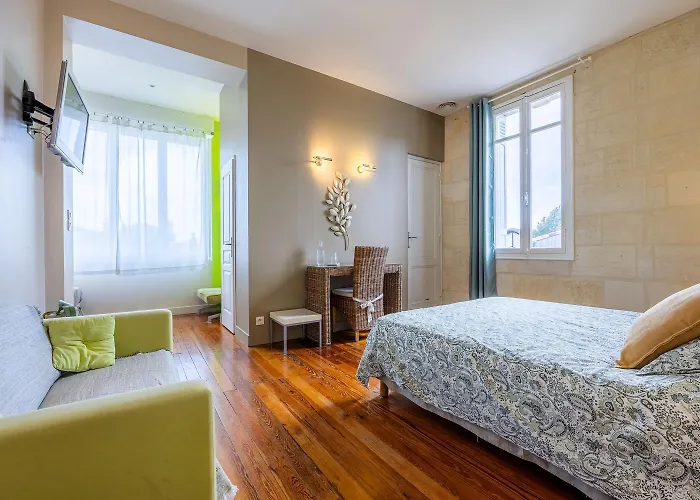 La Halte Montaigne 3*